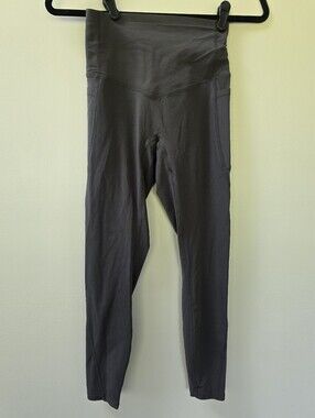 HALARA XS Dark Grey Leggings 7/8